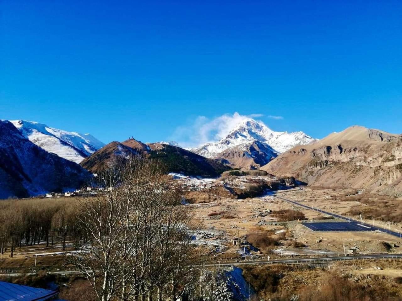Kazbegi Inn Ngoại thất bức ảnh